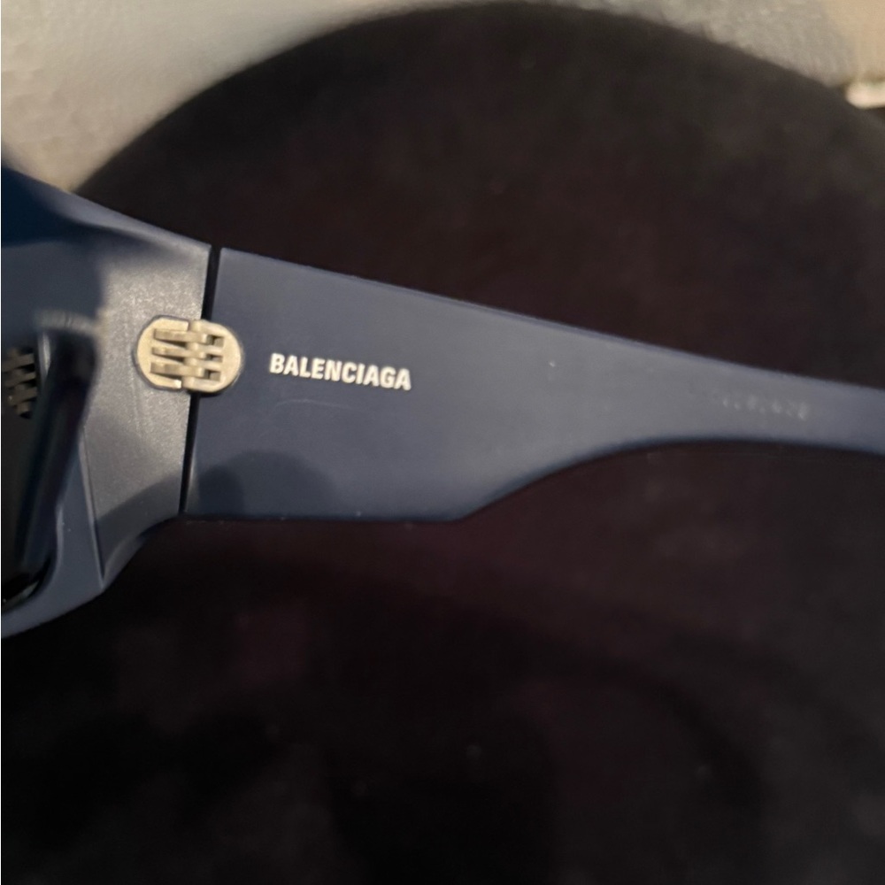 BALENCIAGA Navy Blue Sunglasses (BB0002S/004) - Picture 8 of 12